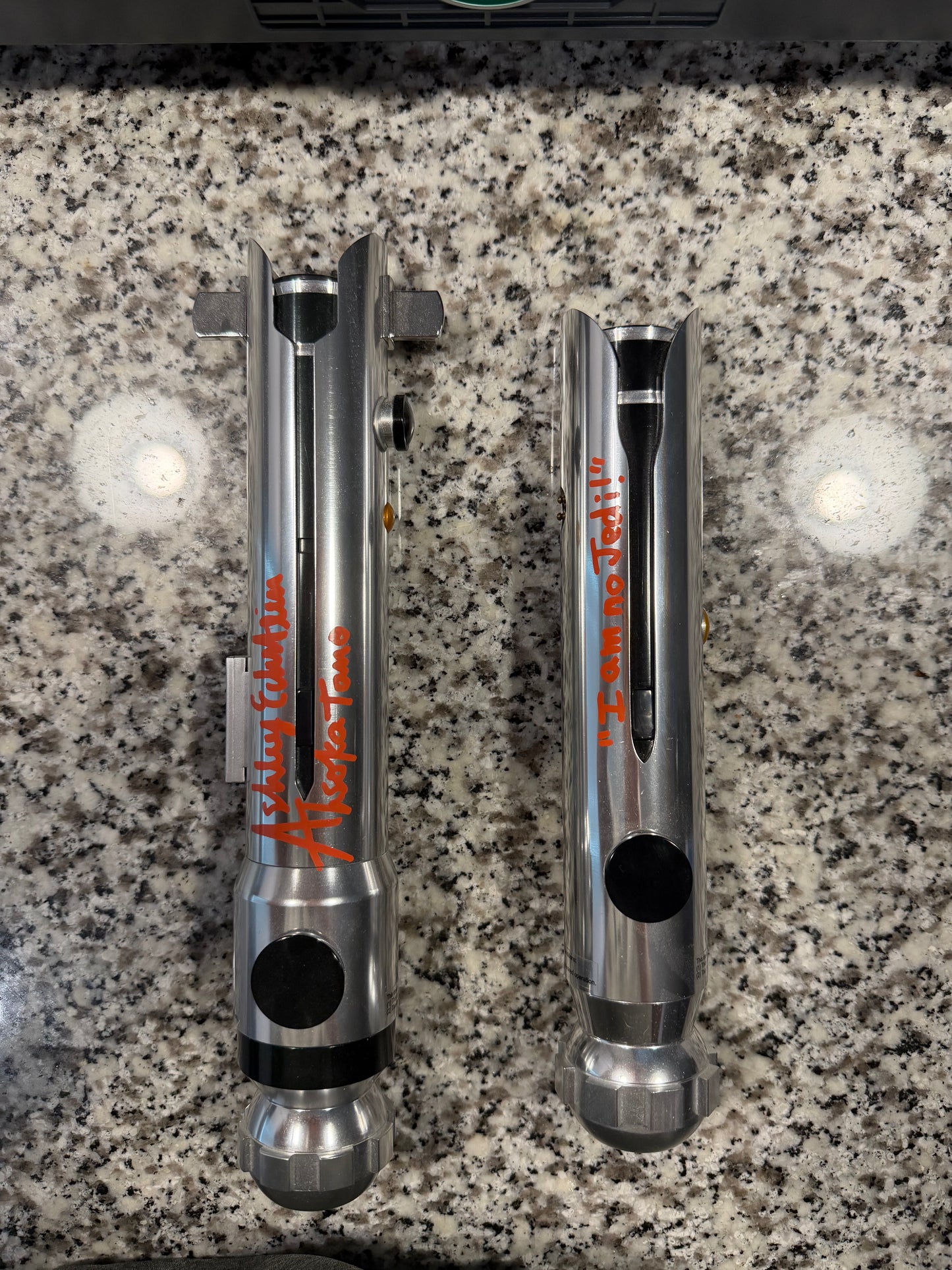 Signed Ashley Eckstein Ahsoka Lightsaber Hilt Star Wars The Clone Wars